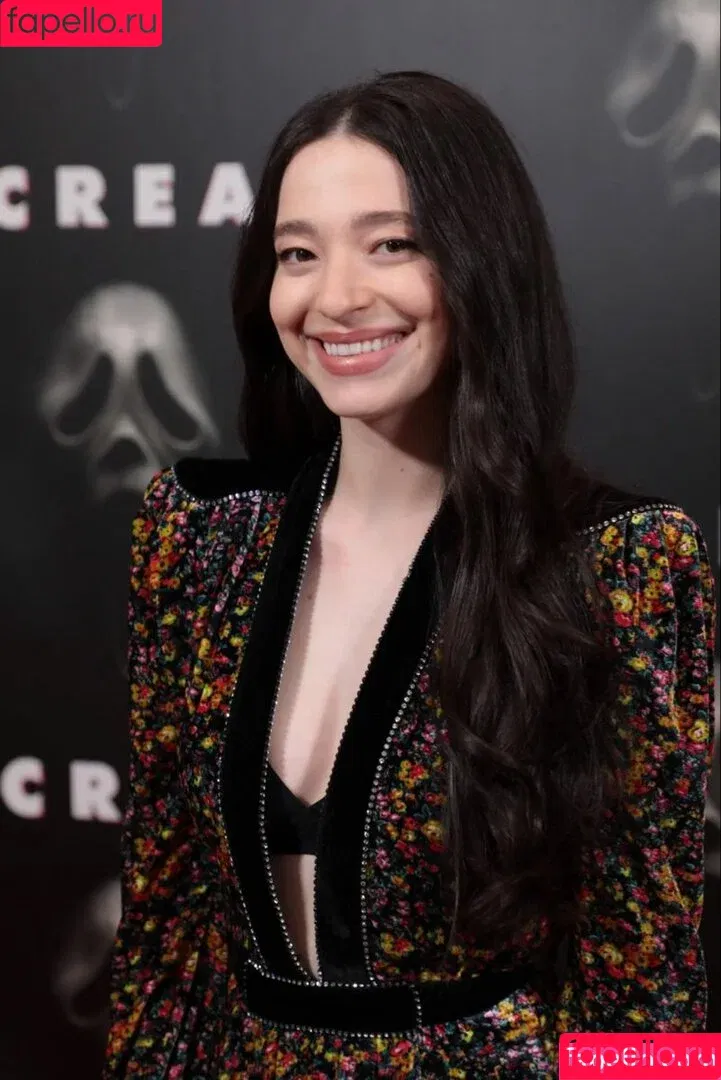 Mikey Madison / mikeyymadison / onlymikeyyyyy Onlyfans Photo Gallery 