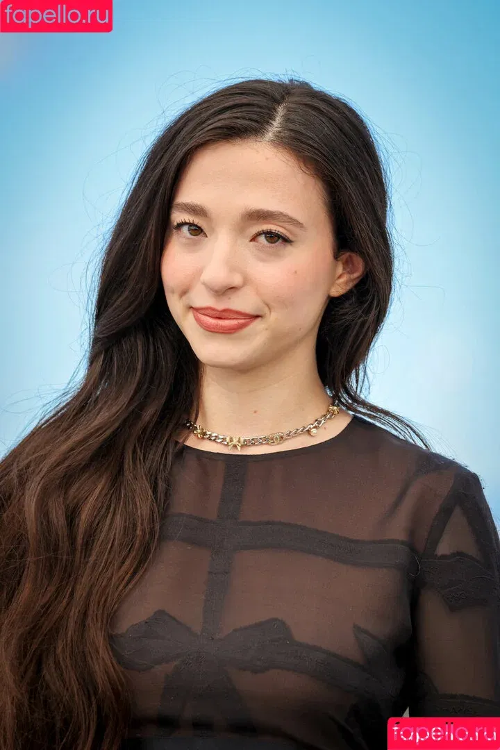 Mikey Madison / mikeyymadison / onlymikeyyyyy Onlyfans Photo Gallery 