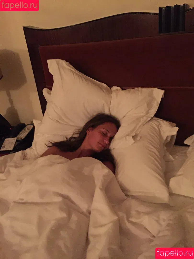 Alicia Vikander / aliciavikanderdaily Onlyfans Photo Gallery 