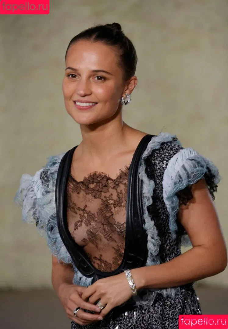 Alicia Vikander / aliciavikanderdaily Onlyfans Photo Gallery 