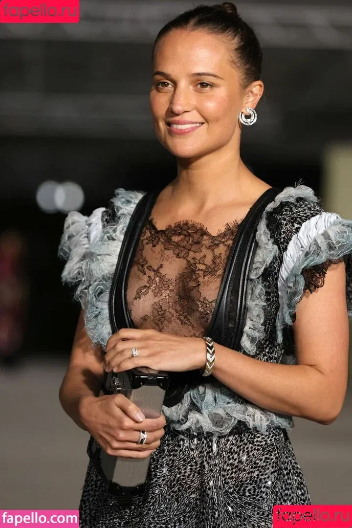 Alicia Vikander / aliciavikanderdaily Onlyfans Photo Gallery 