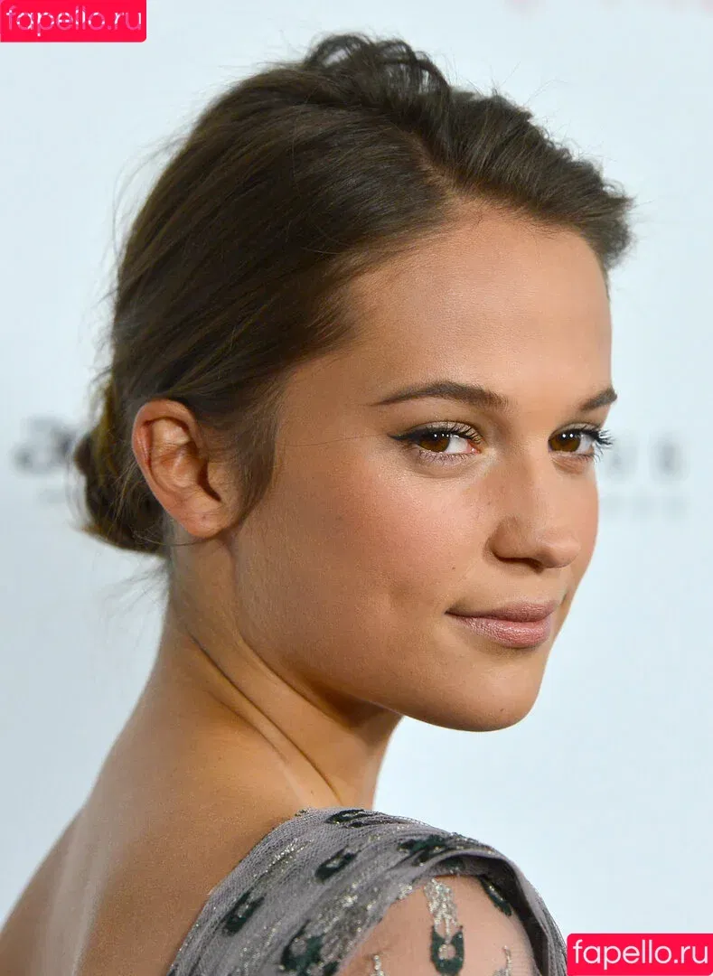 Alicia Vikander / aliciavikanderdaily Onlyfans Photo Gallery 