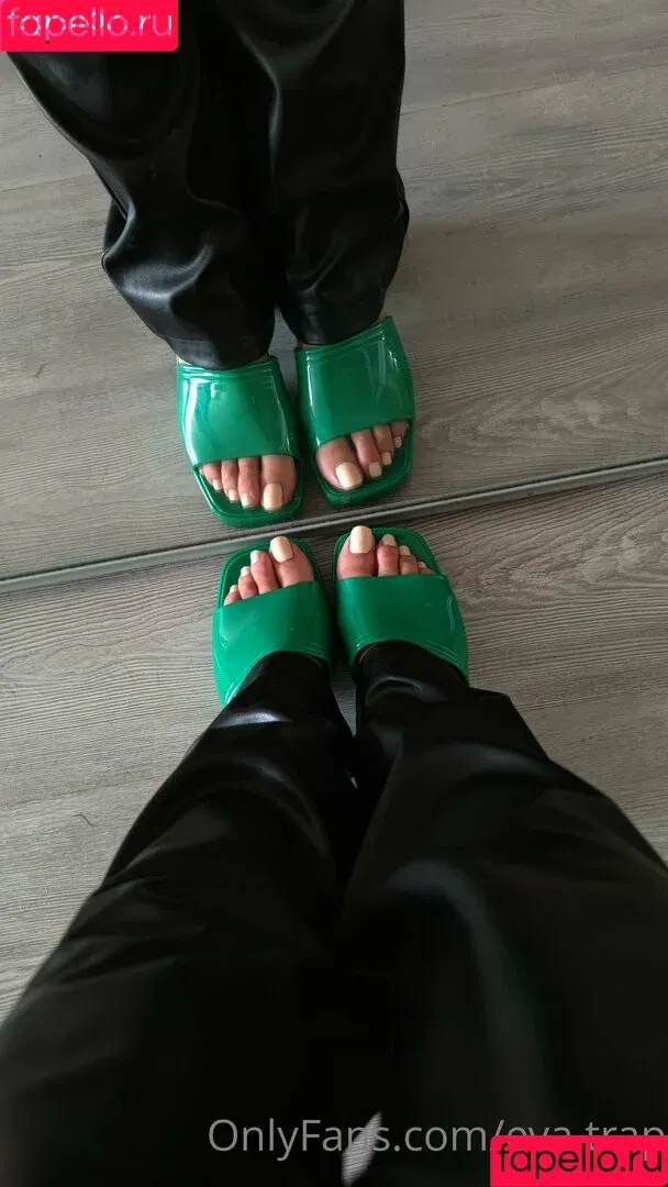 asstini Onlyfans Photo Gallery 