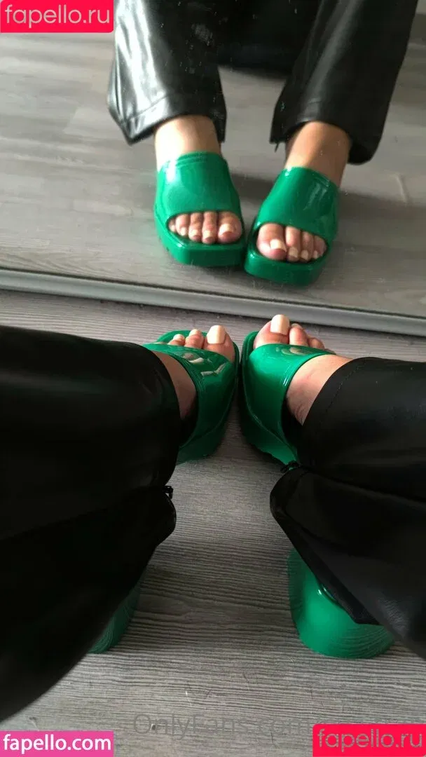 asstini Onlyfans Photo Gallery 