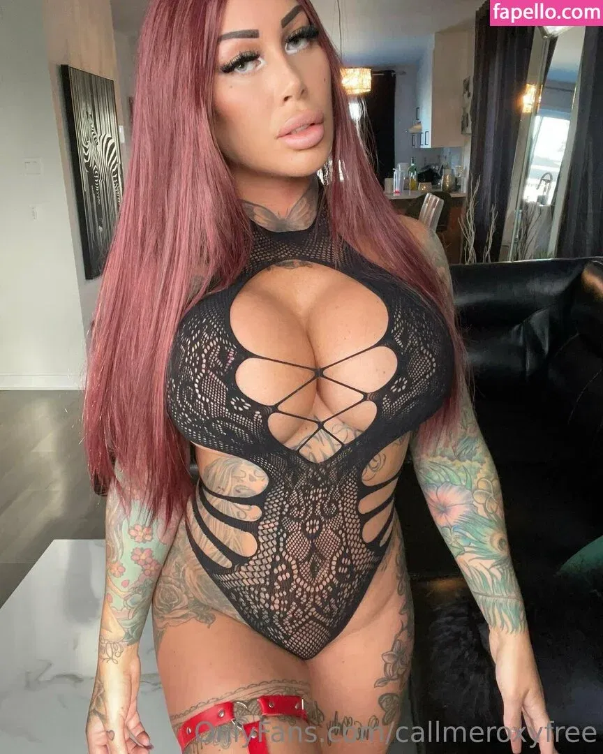callmeroxyfree Onlyfans Photo Gallery 