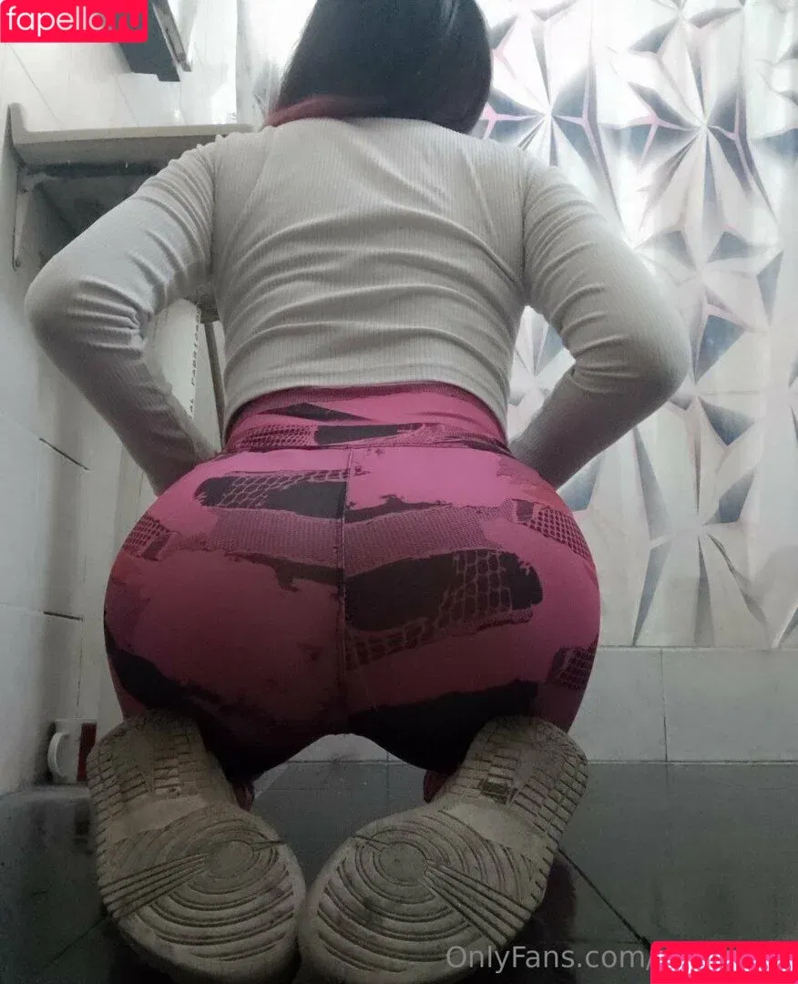 cari-xxx1 / cari_c_ Onlyfans Photo Gallery 