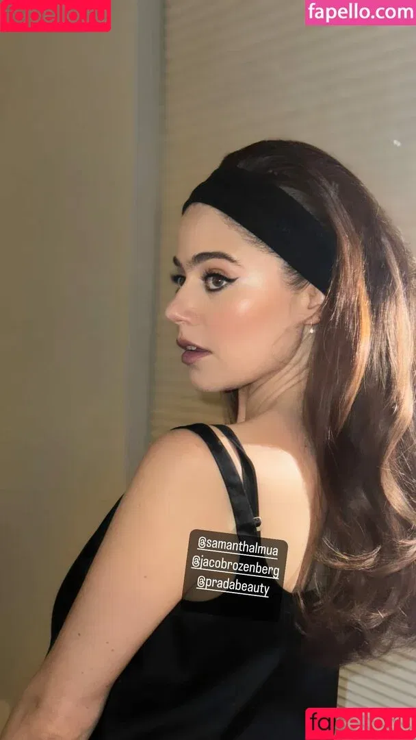 Molly Gordon / crashgordon / mollsterg Onlyfans Photo Gallery 