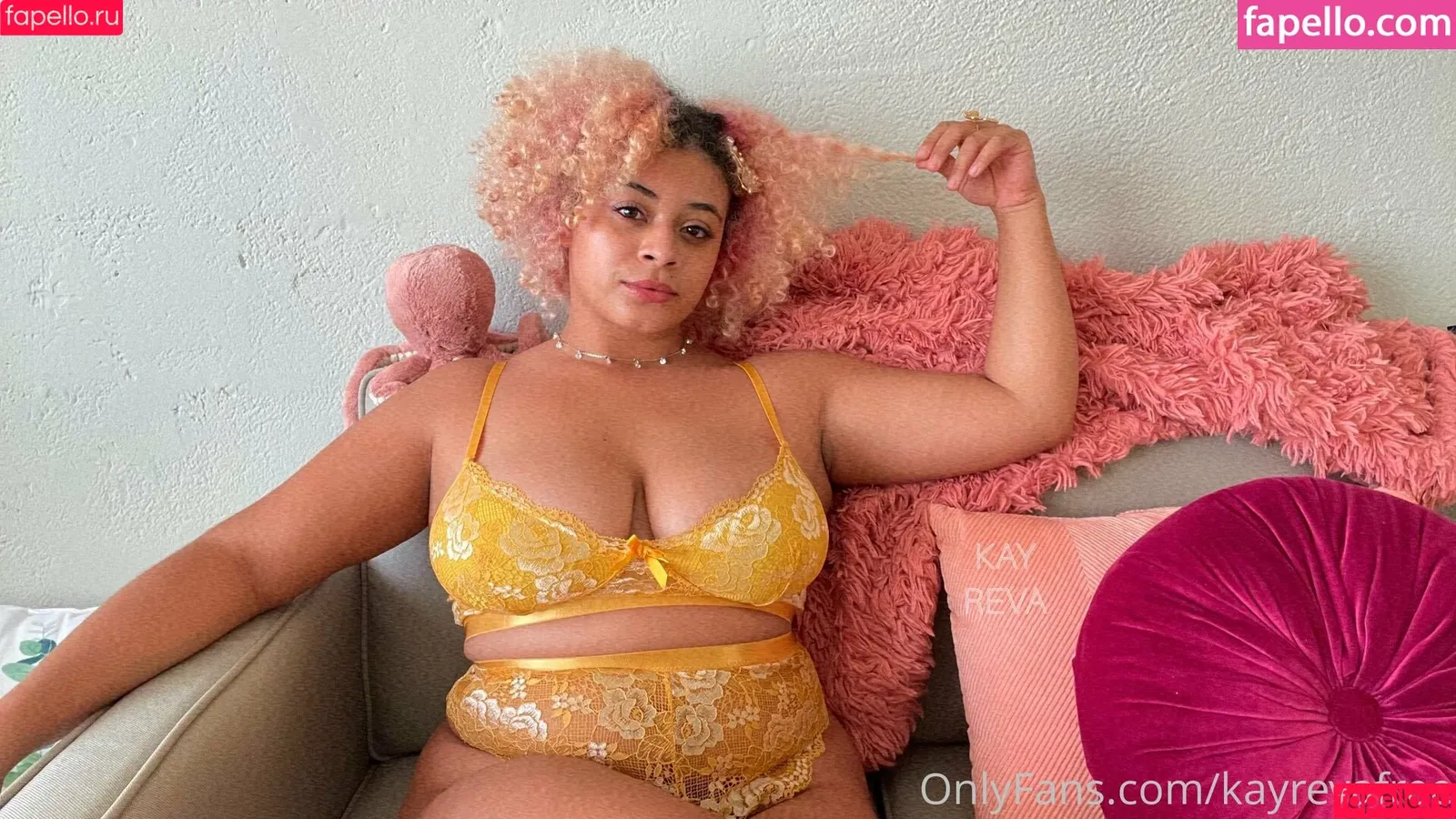 kayrevafree / veeeeeeeeeeeeeeeeeeeeeeeeee Onlyfans Photo Gallery 