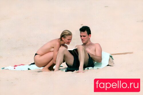 Cameron Diaz Nude Onlyfans Photo 44