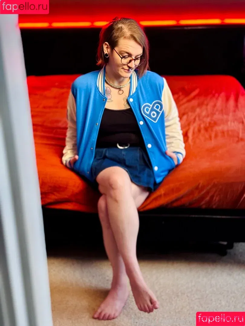 worthlessasshole5 / worthlessholes Onlyfans Photo Gallery 