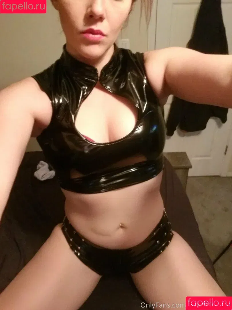 karasfreefeet / kjeffriess Onlyfans Photo Gallery 