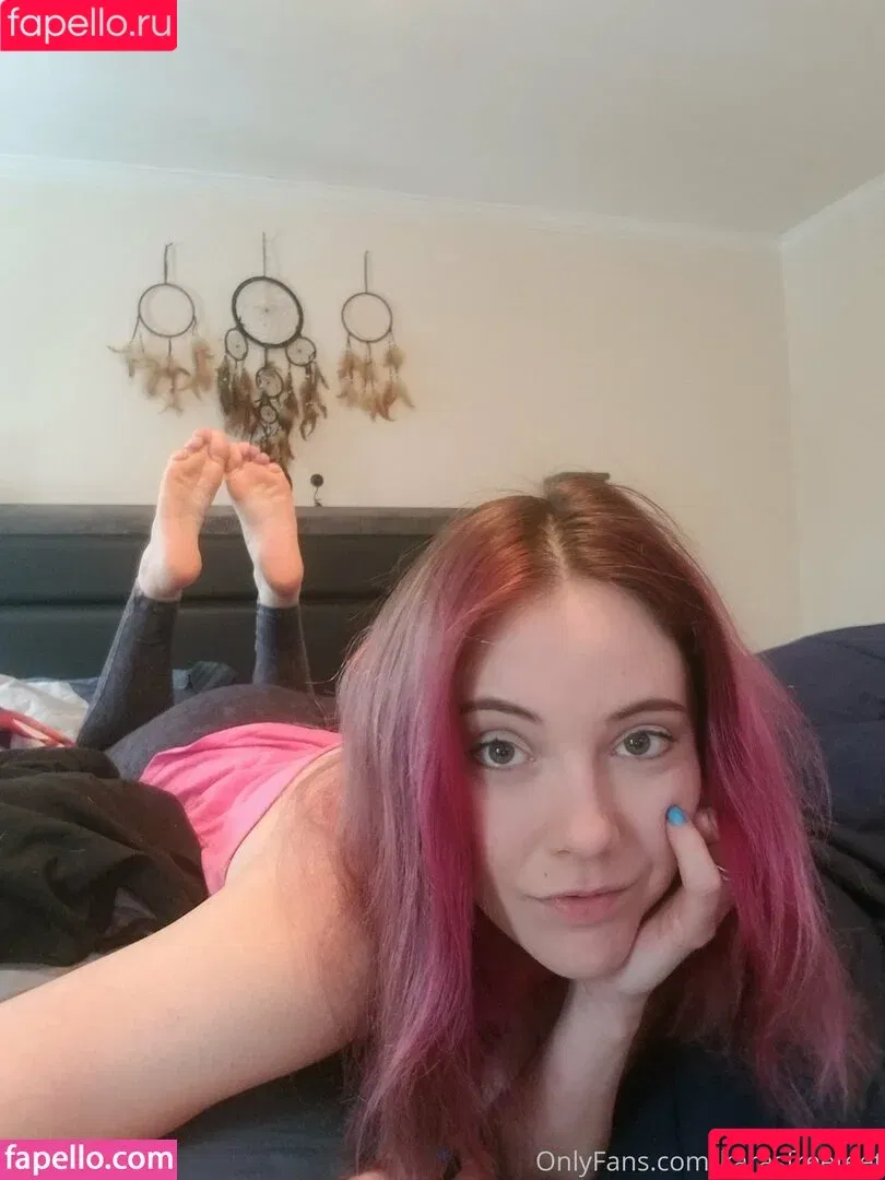 karasfreefeet / kjeffriess Onlyfans Photo Gallery 