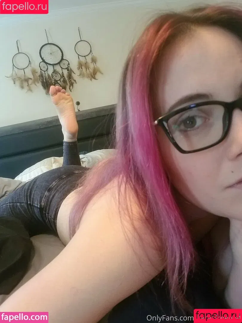 karasfreefeet / kjeffriess Onlyfans Photo Gallery 