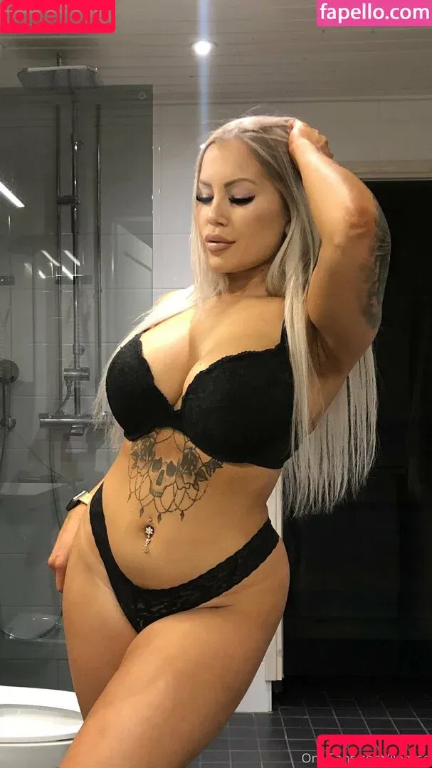 iinasse / nasulina / nasulinaa Onlyfans Photo Gallery 