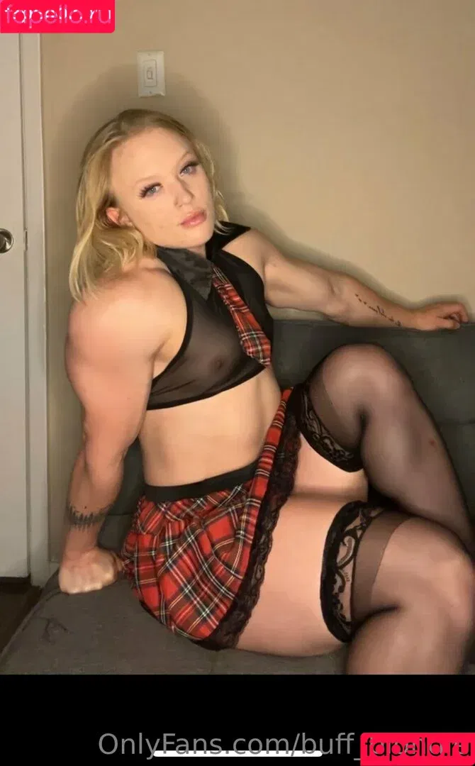 buff_blondie / sophieelifts Onlyfans Photo Gallery 