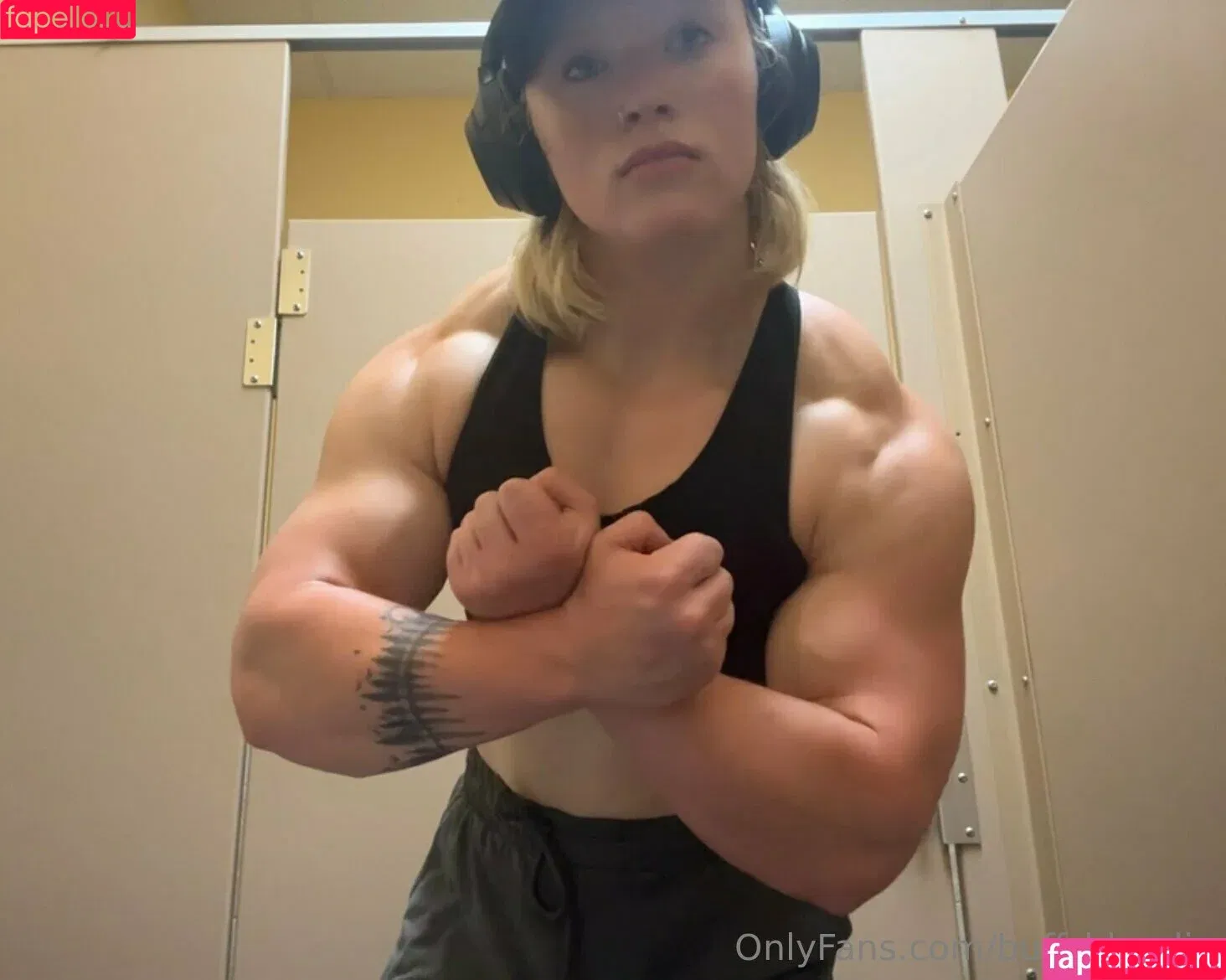 buff_blondie / sophieelifts Onlyfans Photo Gallery 