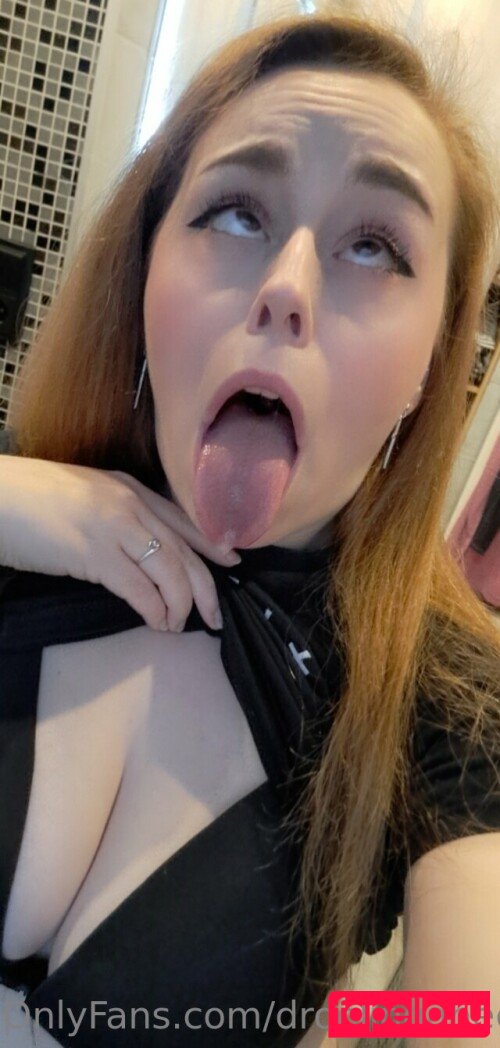 DroolingAhegaoQueen Nude Onlyfans Photo 8