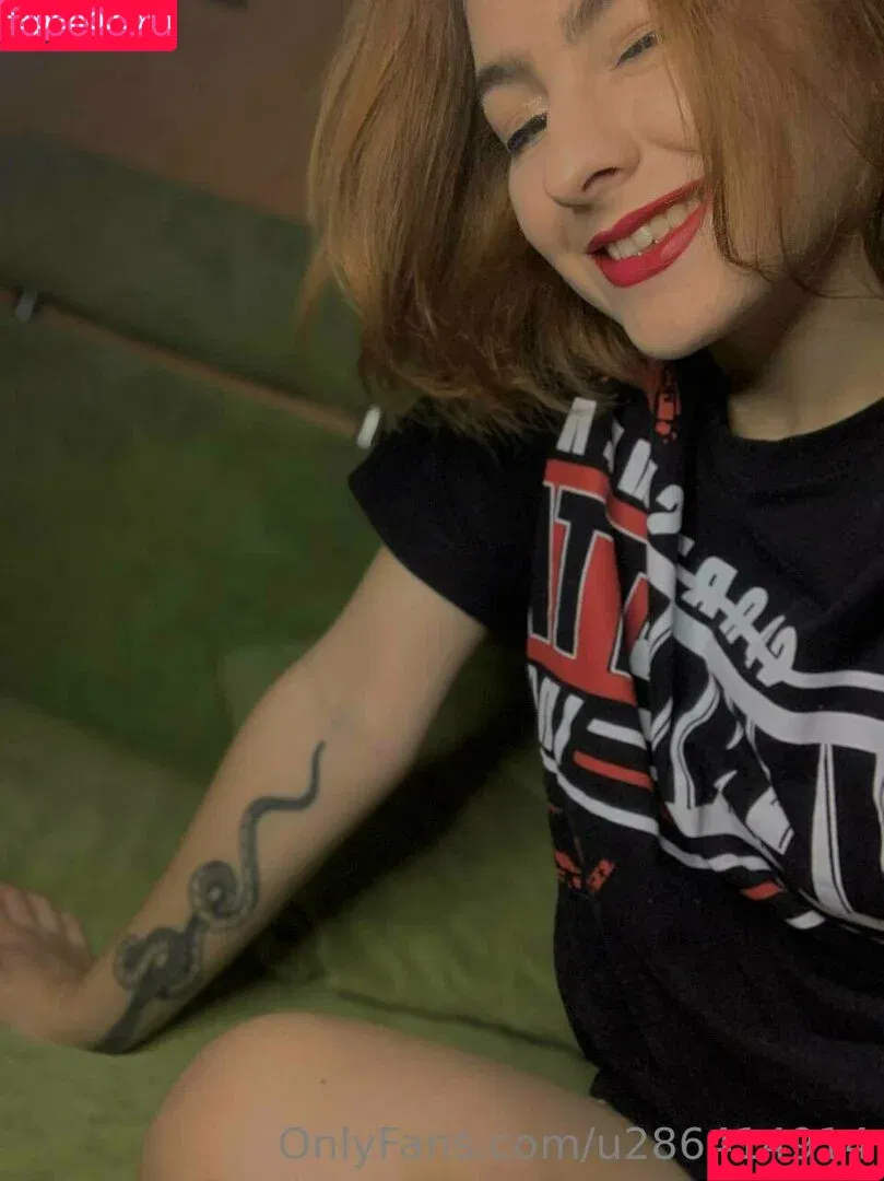 eva_percy / evanotceleste Onlyfans Photo Gallery 