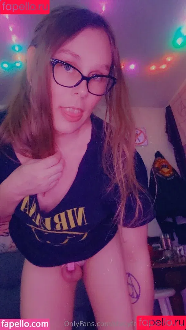 stacyfromaccounting Onlyfans Photo Gallery 