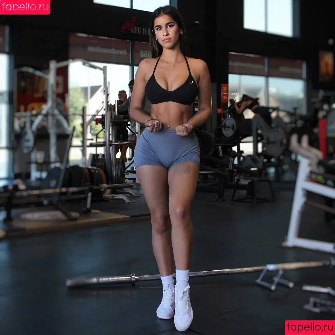 heyitsbean / heyitskimbean / kimyanajafi Onlyfans Photo Gallery 