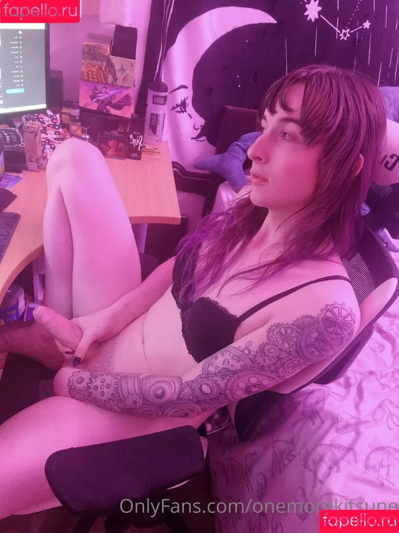 lilyfox_ / lilykitsune Onlyfans Photo Gallery 