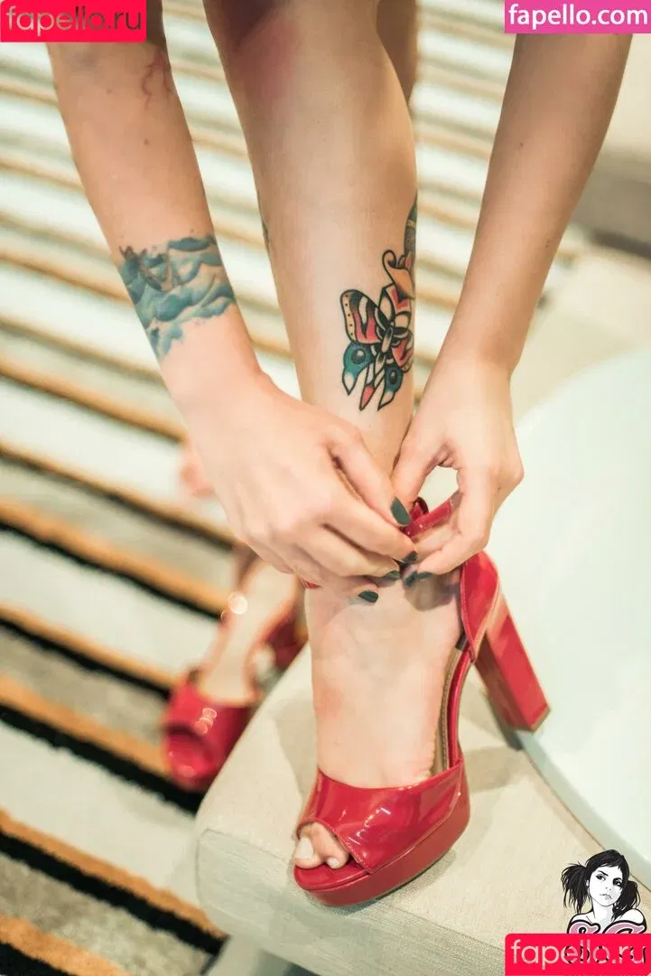 Haub Suicide / haubgirl / haubsuicide / sayhaub Onlyfans Photo Gallery 