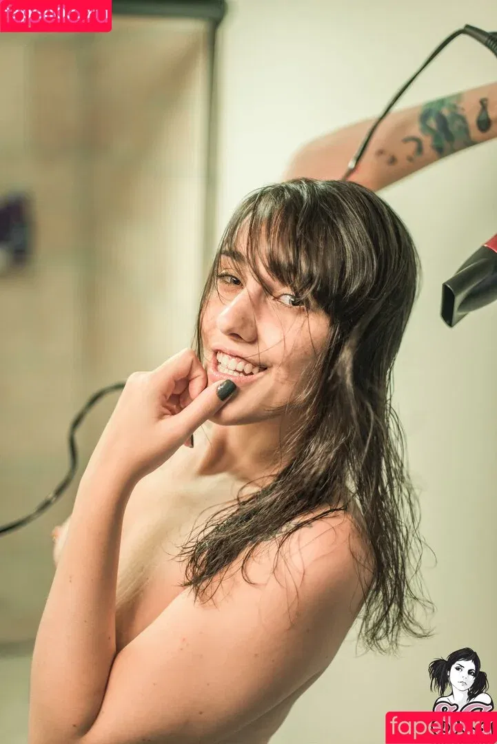 Haub Suicide / haubgirl / haubsuicide / sayhaub Onlyfans Photo Gallery 