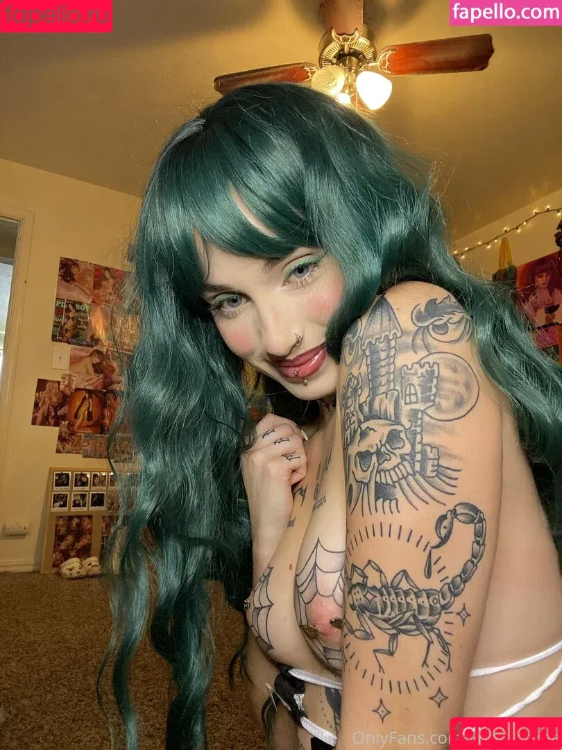 yung_cake / yung_cakee Onlyfans Photo Gallery 