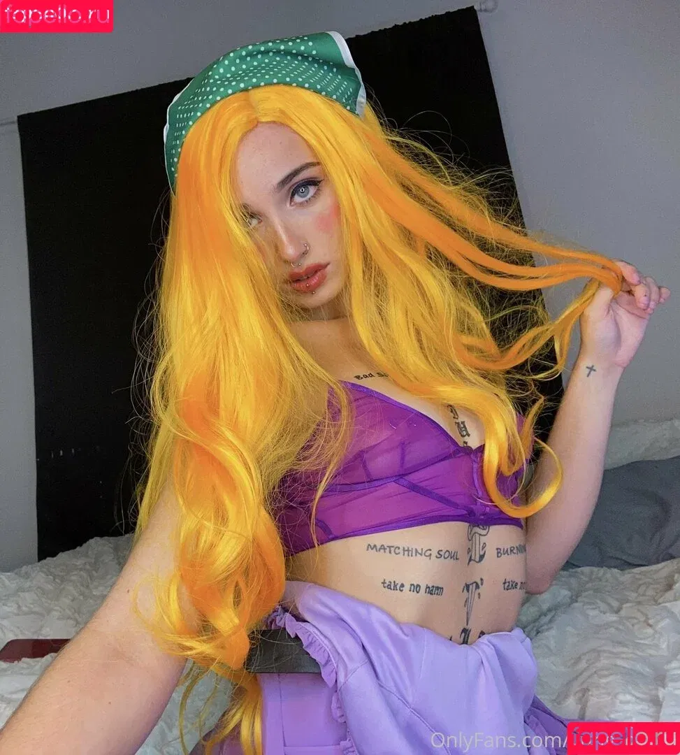 yung_cake / yung_cakee Onlyfans Photo Gallery 