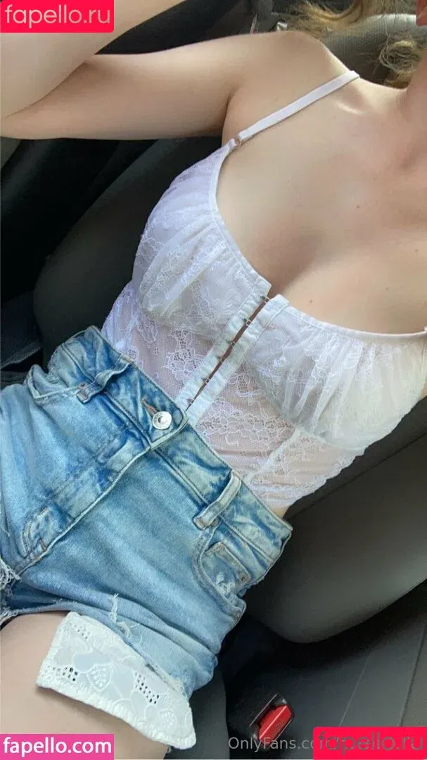 _nurse_julia / nurse_julia Onlyfans Photo Gallery 