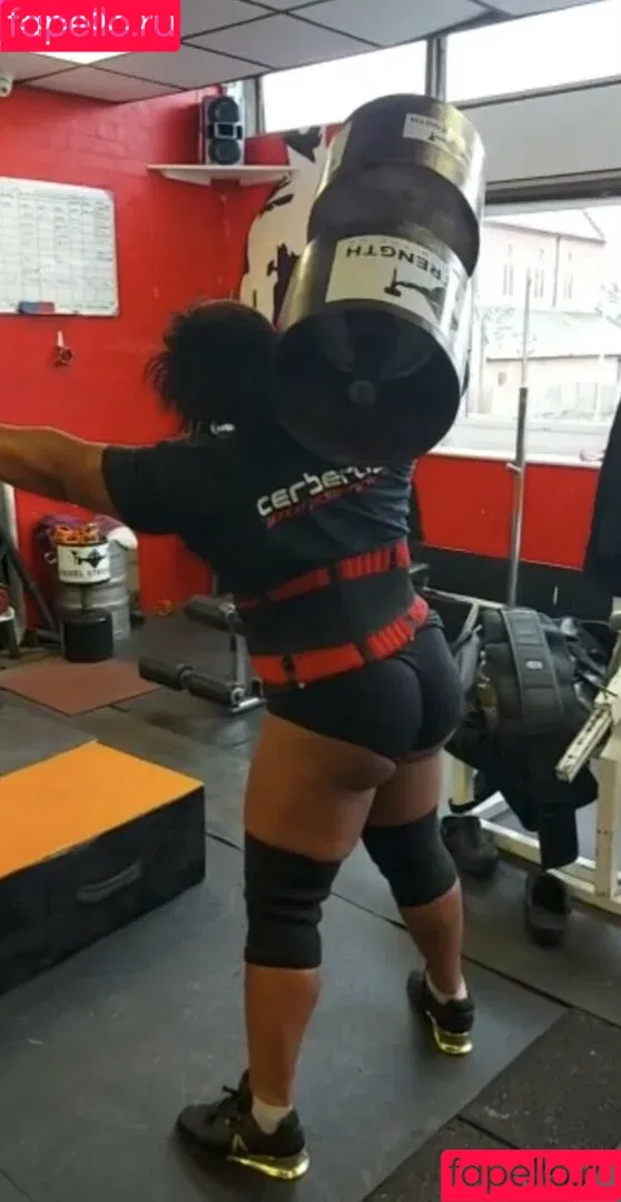 StrongWomen ???? / strongamy Onlyfans Photo Gallery 