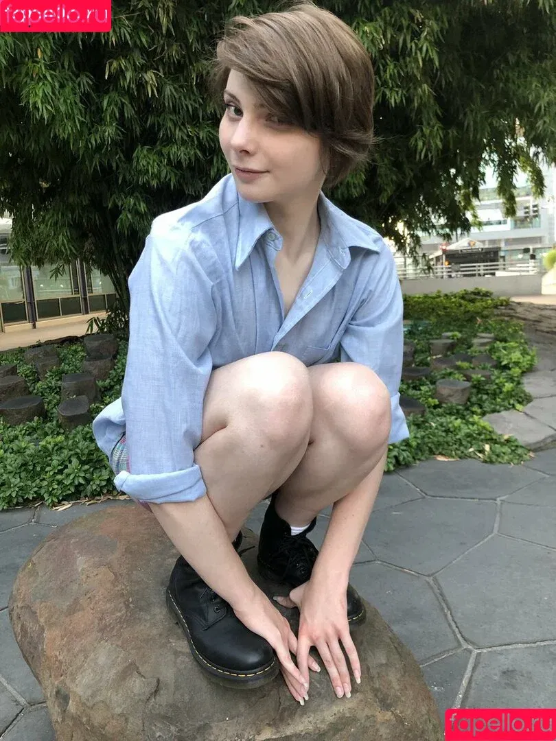 Abkazias / Zelda Cross Onlyfans Photo Gallery 