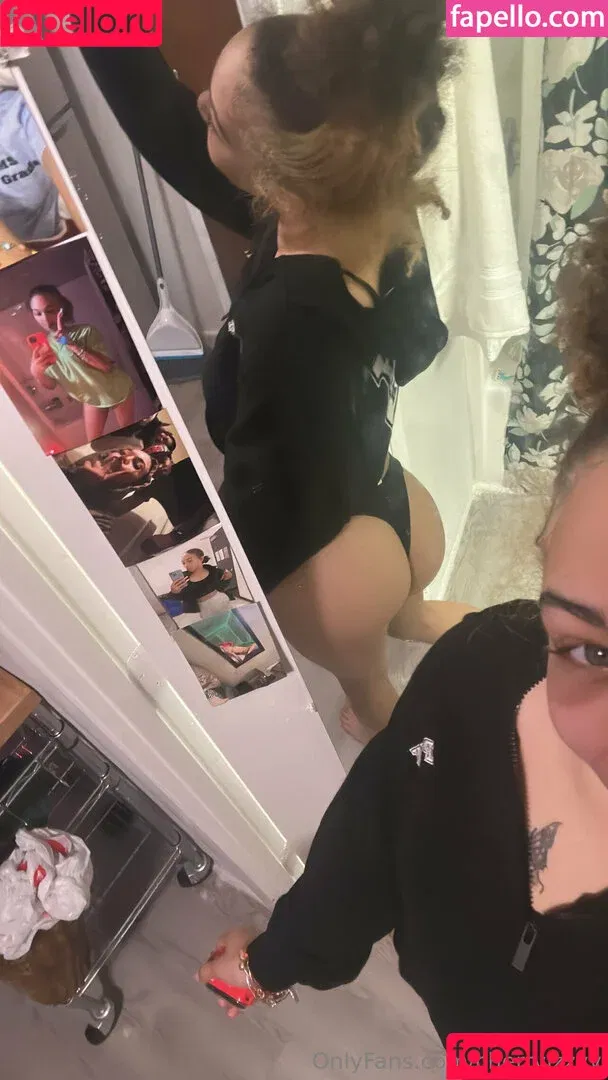 cherryizzyy / ms.izzii Onlyfans Photo Gallery 