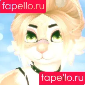 SlaveCrestedVixen Onlyfans Photo Gallery 