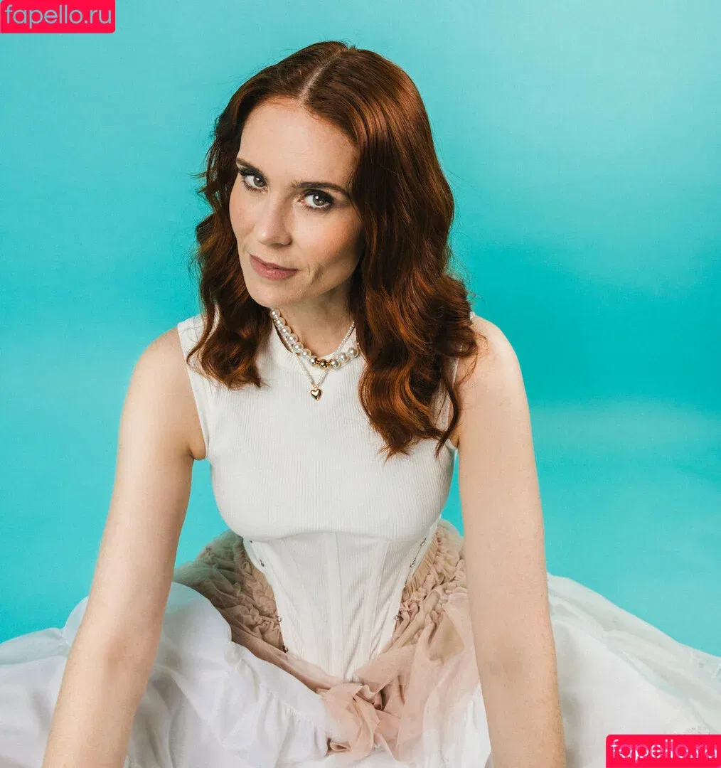 British Singer / Kate Nash / katenash / katenyash87 Onlyfans Photo Gallery 