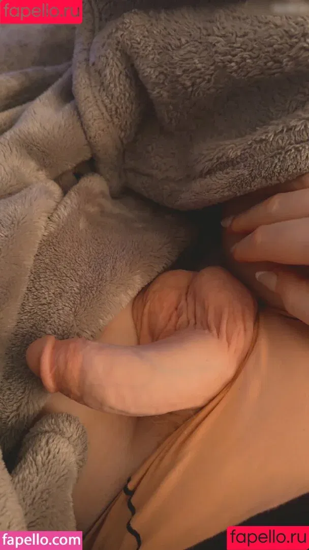 sarah320_ / shy_trans Onlyfans Photo Gallery 