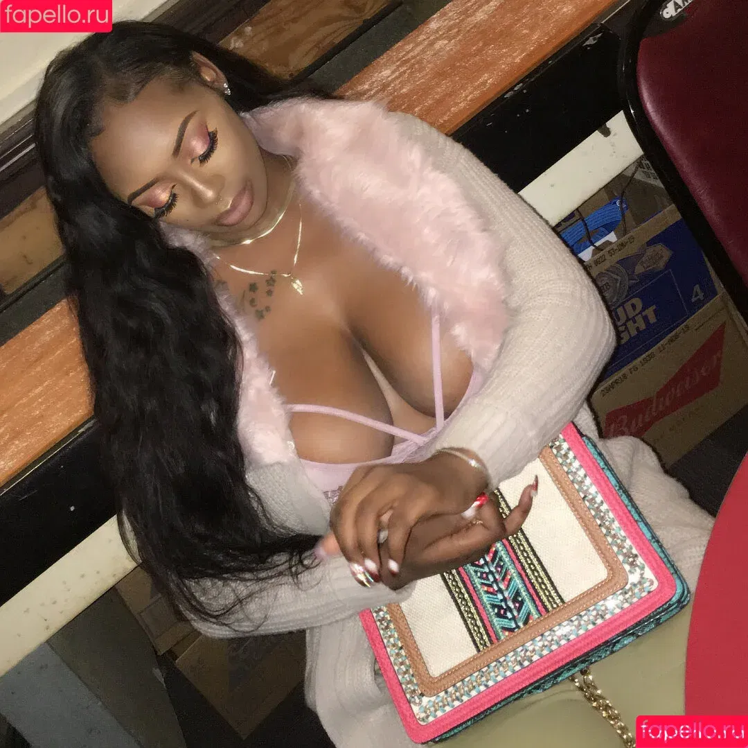 NonnieBaby / itsNonnieBaby Onlyfans Photo Gallery 