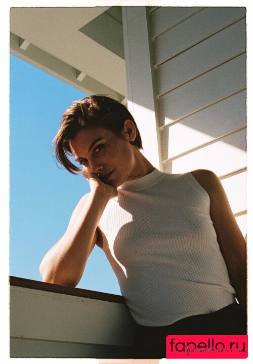 Lauren Cohan Nude Onlyfans Photo 45
