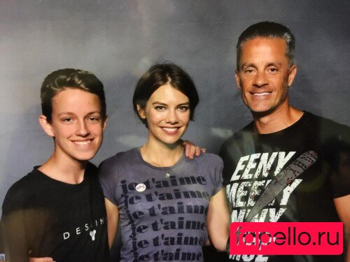 Lauren Cohan Nude Onlyfans Photo 37