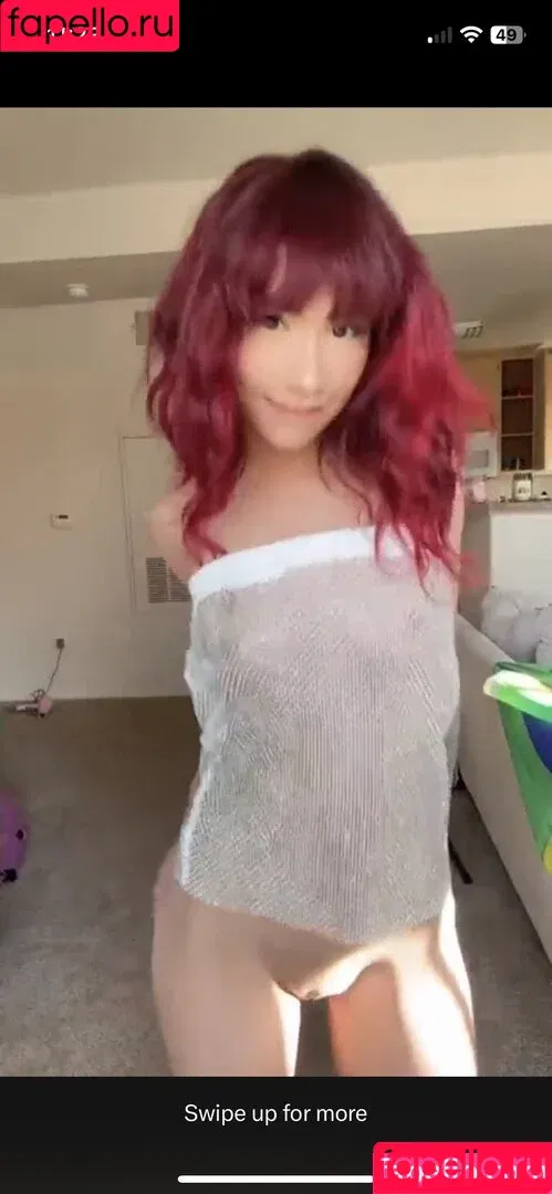 Yourtokengirl / efrosinidim Onlyfans Photo Gallery 