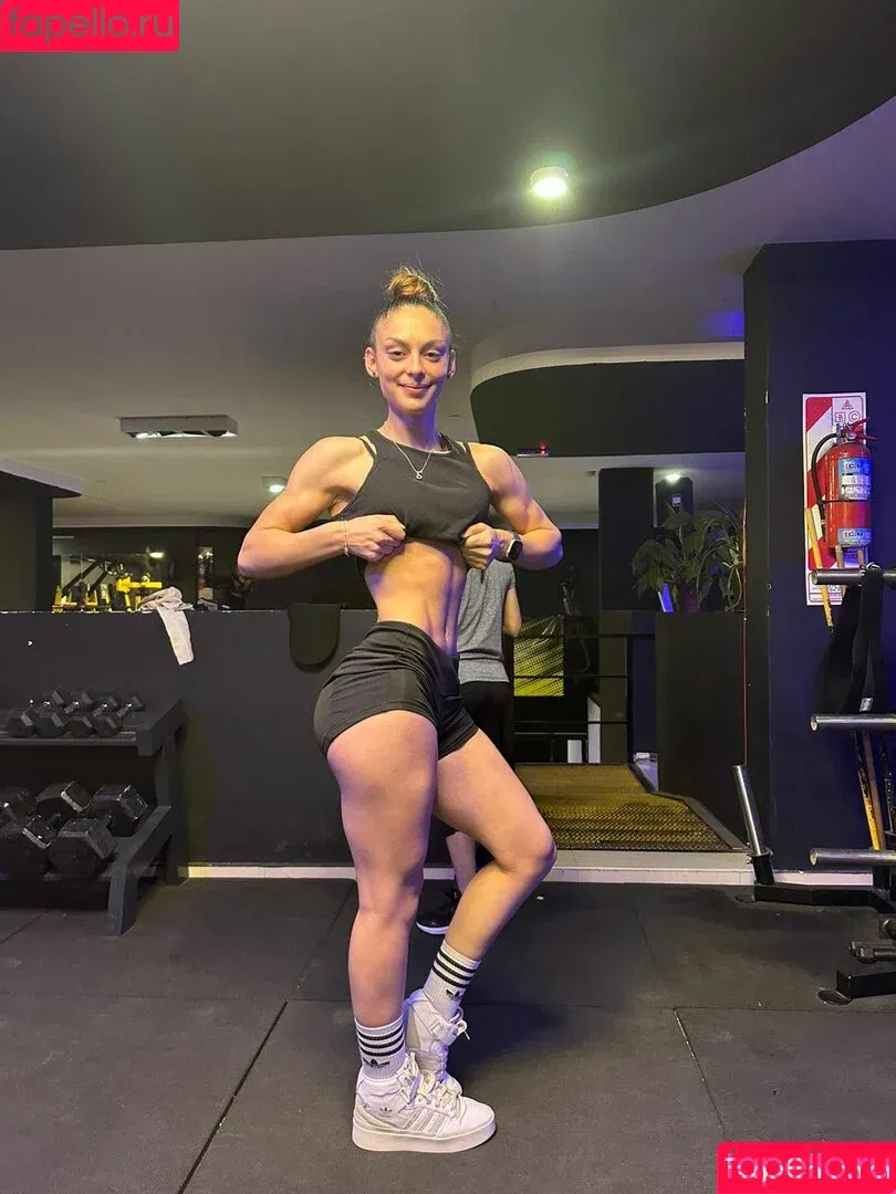 Scarlett Fox / https: / scarlett_fox_modelling / scarlett_foxxx / scarlettfoxvip Onlyfans Photo Gallery 