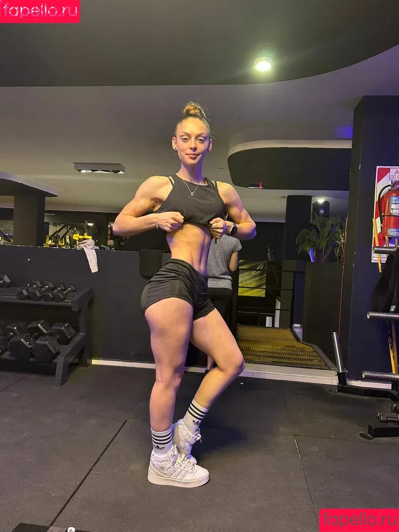 Scarlett Fox / https: / scarlett_fox_modelling / scarlett_foxxx / scarlettfoxvip Onlyfans Photo Gallery 