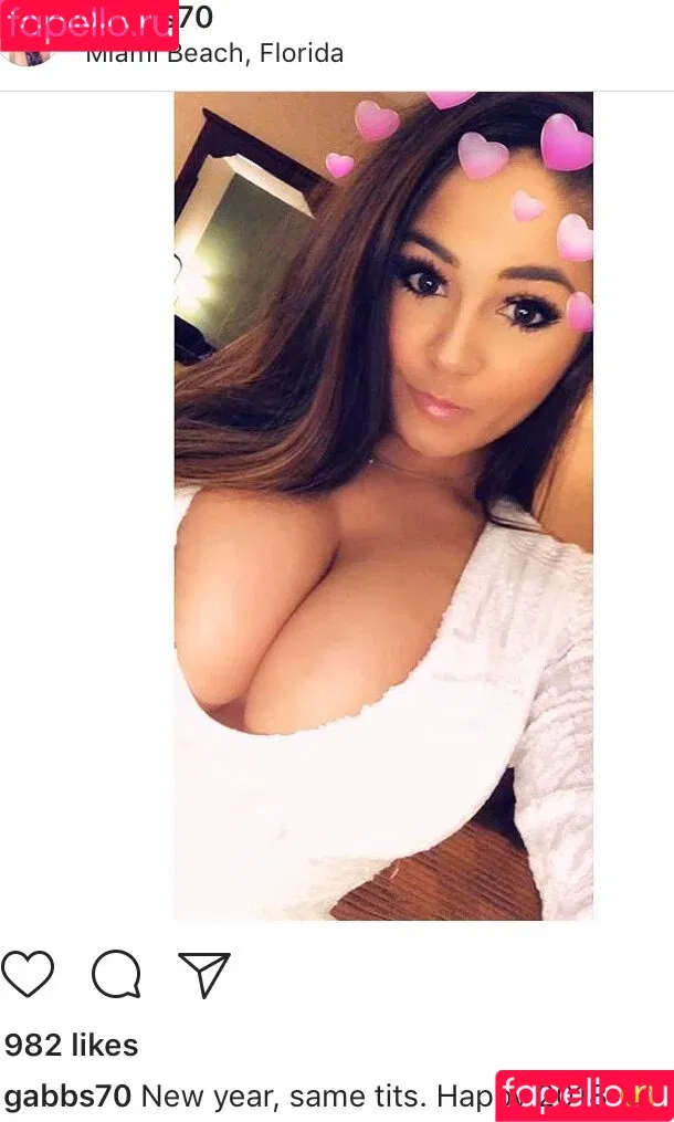 Gabriella / Xogabriella / https: / onlygabbs Onlyfans Photo Gallery 