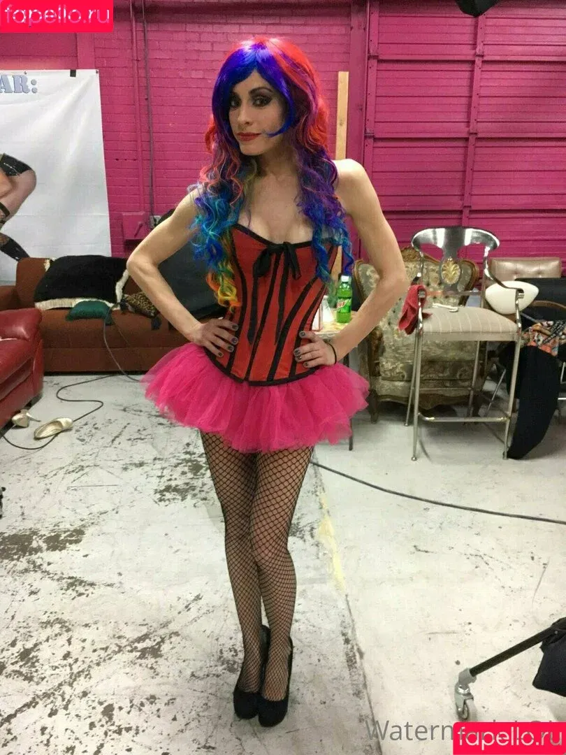 naughtyjeeper801f / peanutbutterandjellyaddict Onlyfans Photo Gallery 