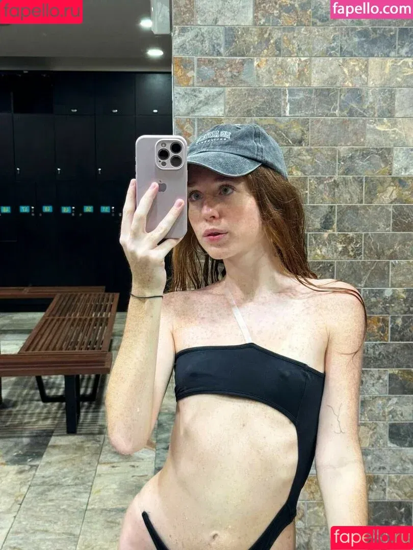 helmetcouple / sexy_squirrel / surpur_sexy Onlyfans Photo Gallery 