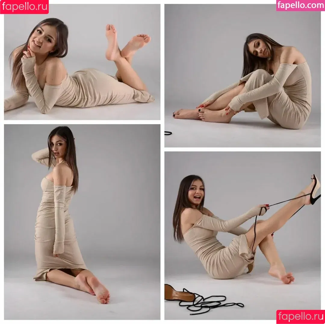 Anamodelk / Anastasia Kosteniuk Onlyfans Photo Gallery 