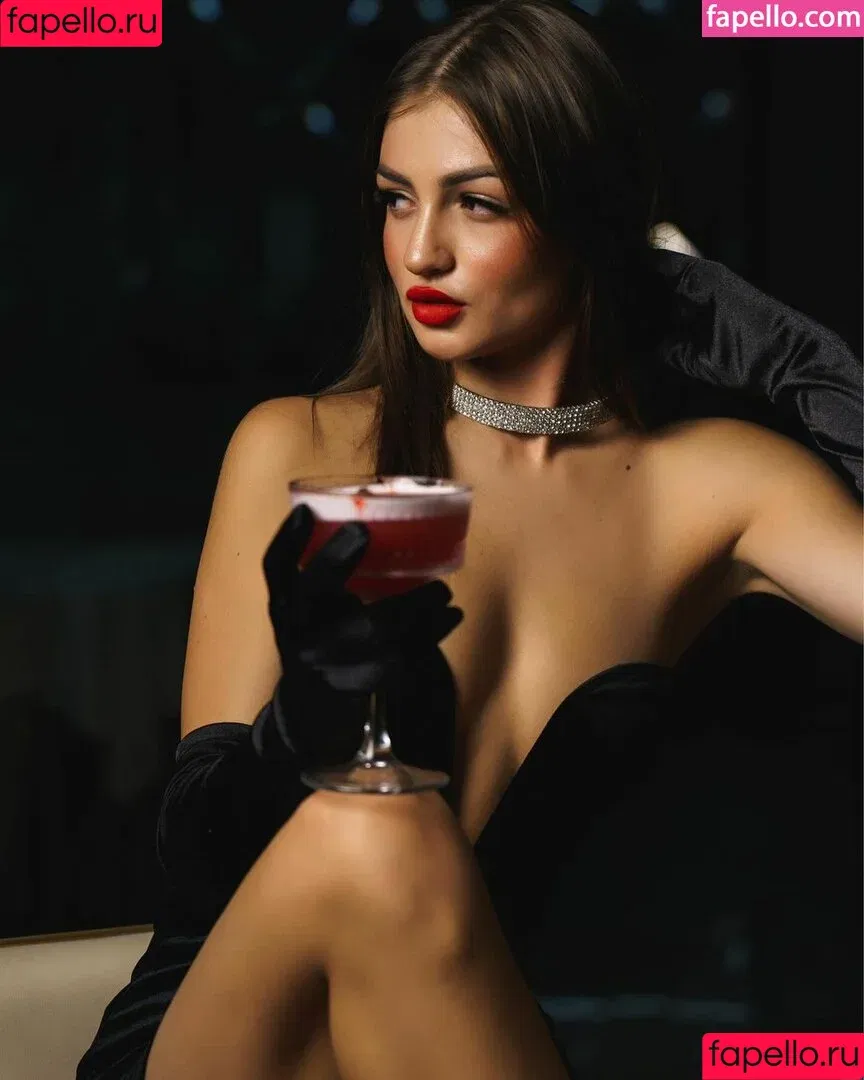 Anamodelk / Anastasia Kosteniuk Onlyfans Photo Gallery 