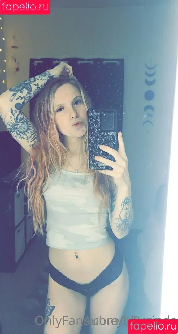 aubreyj20 / ragefireboy20 Onlyfans Photo Gallery 