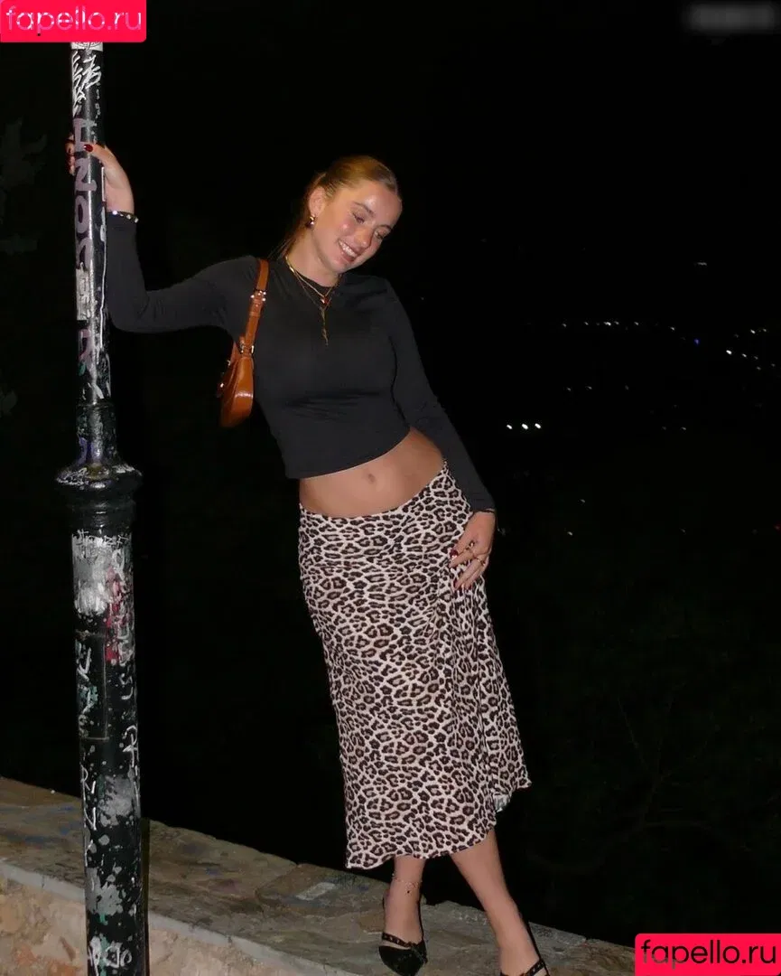 Lauramjj_ / laura.mjj / lauramjj Onlyfans Photo Gallery 