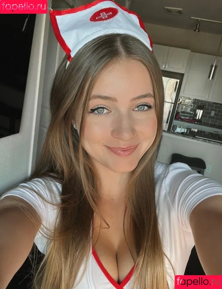 BrookeBlond Onlyfans Photo Gallery 